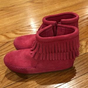 Girls Minnetonka double fringe boots